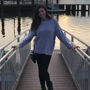 Meet your Posher, Hailey